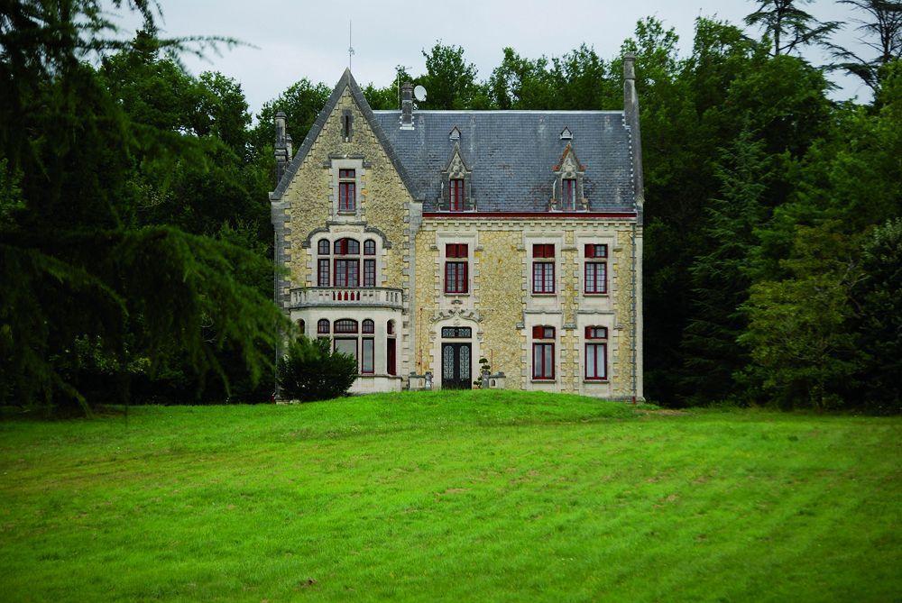 Chateau La Thuiliere Saint-Front-de-Pradoux Екстер'єр фото